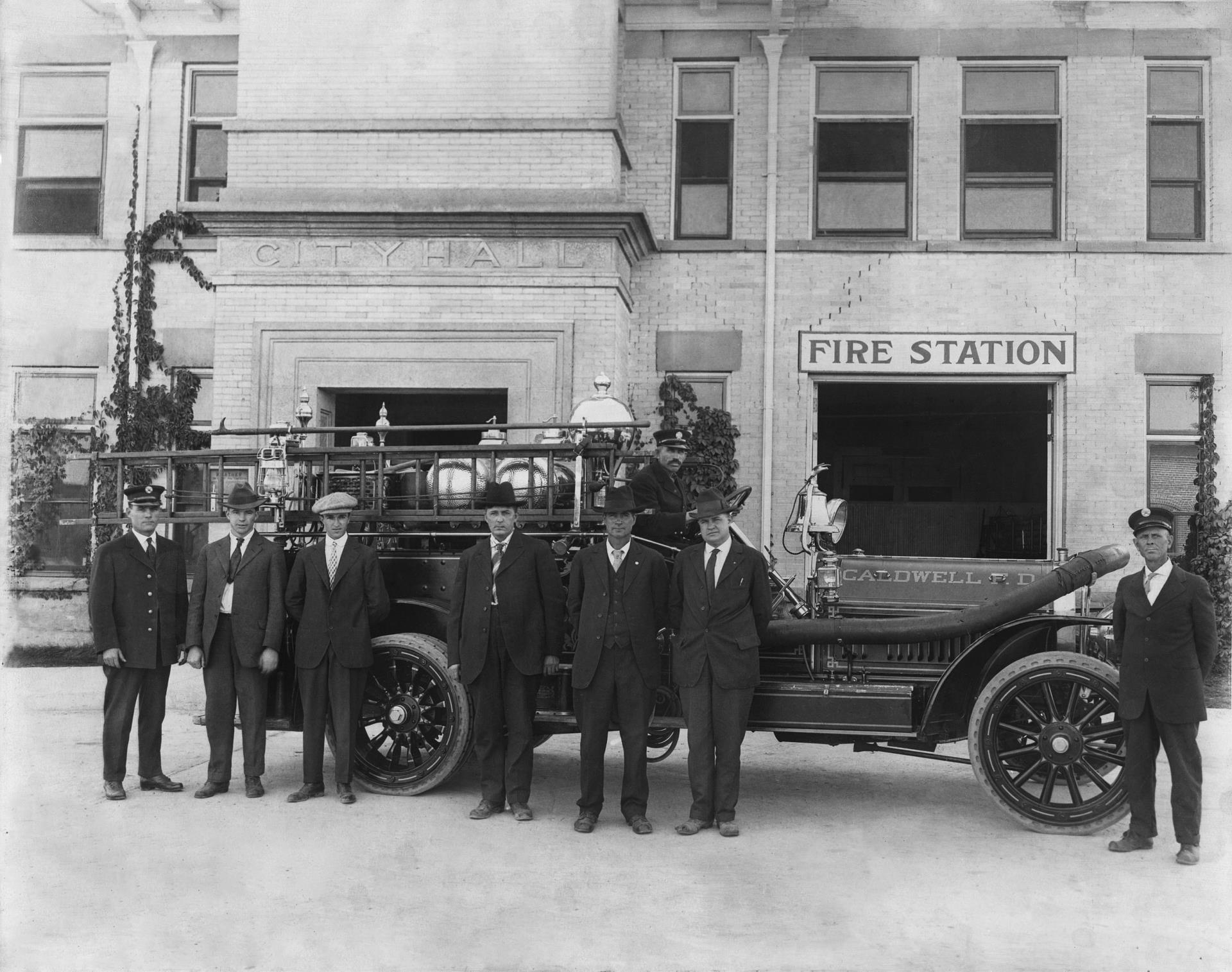 Firemen in 1916